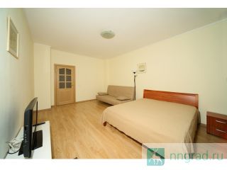 ���� �� ���� � ����� 1-��������� �������� �� ��. �������, 25 ������ ��������