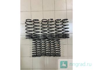 ������� Toyota Land Cruiser 300 ������ ��������